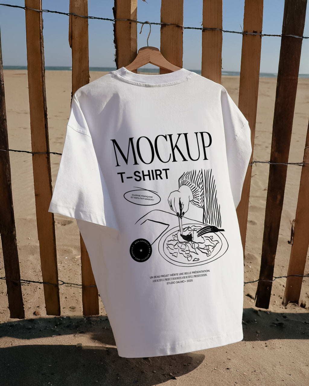 MOCKUP TSHIRT WHITE BEACH